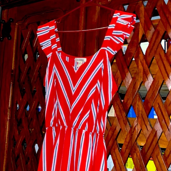 NWOT Monteau Dress, Size Medium - Picture 5 of 9